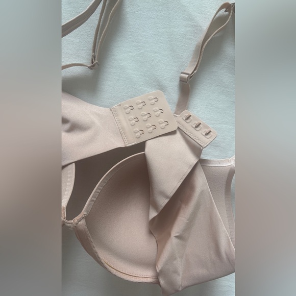 SKIMS Teardrop Push-Up Bra - Mica 38B - Picture 5 of 6